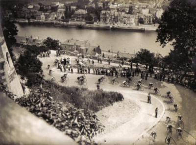 Passage du Tour de France 1949  la citadelle de Namur.