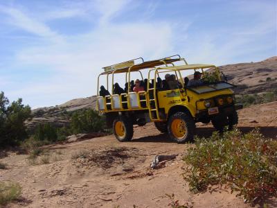  What tourist ride in on trail .