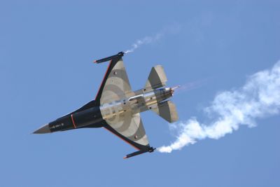 General Dynamics F-16MLU Fighting Falcon