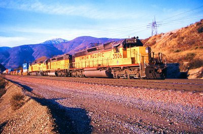 Union Pacific Hauls the Stacks