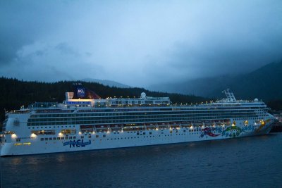 Cruise03_002.jpg