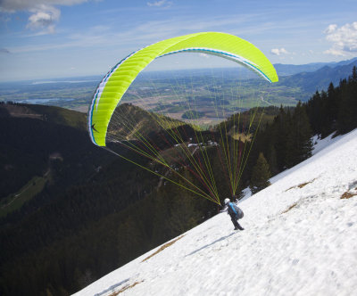 Paraglider 4373.jpg