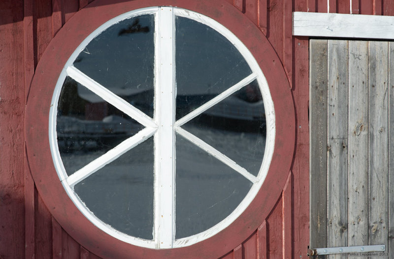 Fishermans round window