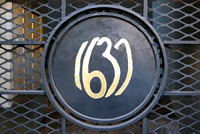 1637