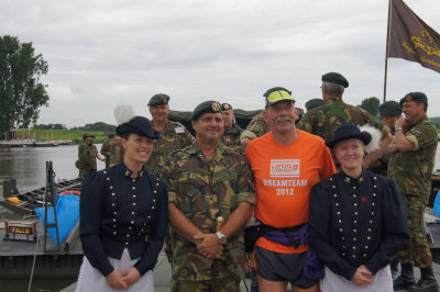 228_n4dd4-wandelaars-cuijk.jpg