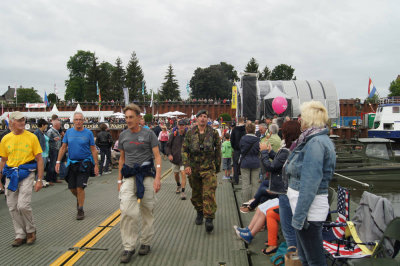 250_n4dd4-wandelaars-cuijk.jpg