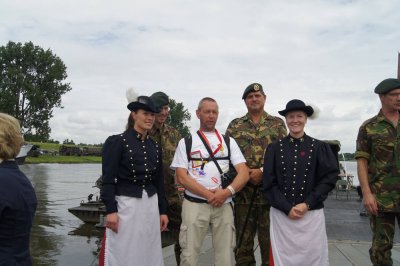 281_n4dd4-wandelaars-cuijk.jpg