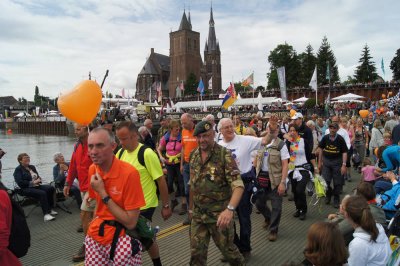 283_n4dd4-wandelaars-cuijk.jpg