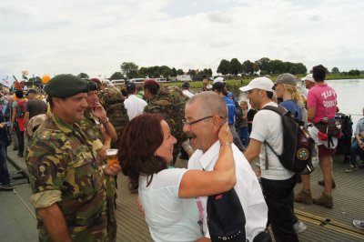 310_n4dd4-wandelaars-cuijk.jpg
