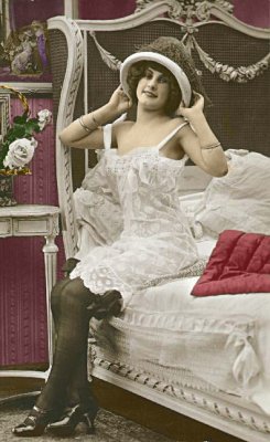 Boudoir lady coloured!