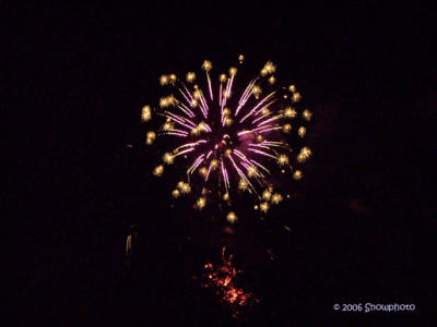 Aurorafireworks20068.jpg