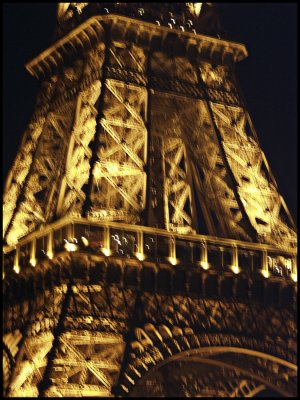 Eiffel Tower Blur