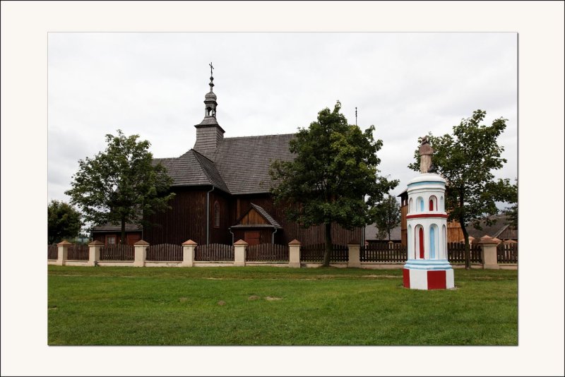 parc ethnographique</br> de Dziekanowice </br>Eglise en bois