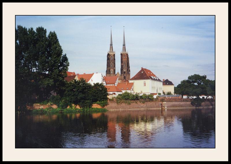 Wroclaw : La cathdrale depuis l'Odra