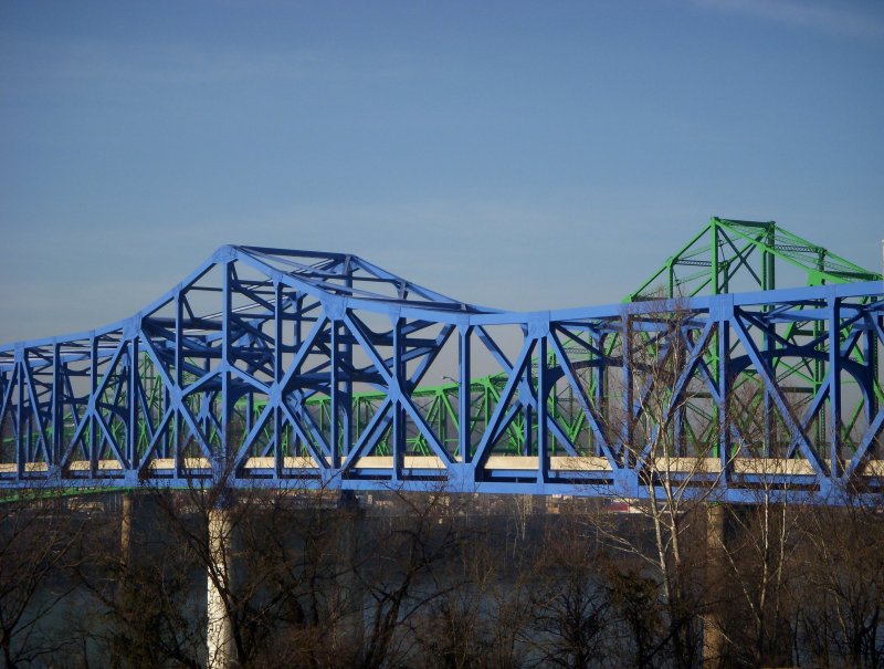 Green Bridge, Blue Bridge
