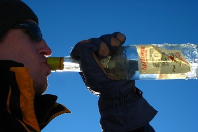 1er janvier 2008 : une p'tite abricotine du Valais!