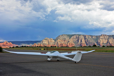 Ted taxis for takeoff at Sedona Airport