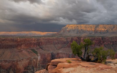 Approaching storm, Grand Canyon National Park, AZ