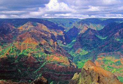 (IG28) Layers of a shield cone exposed in Waimea Canyon, Kauai, HI