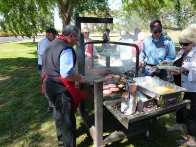 Picnic meeting 4-15-12 049.jpg