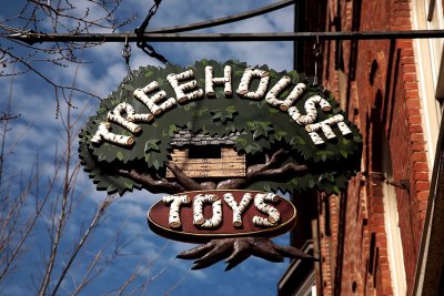 Hours of Delight at Treehouse Toys