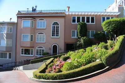 Lombard street - very steep!!