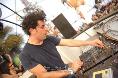 20100325_Ultra_Music_Festival_DHF_2-25.jpg