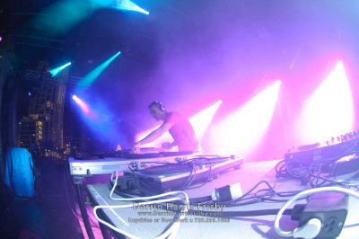 20100325_Ultra_Music_Festival_DHF_3-35.jpg