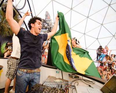 20100325_Ultra_Music_Festival_DHF_9938.jpg
