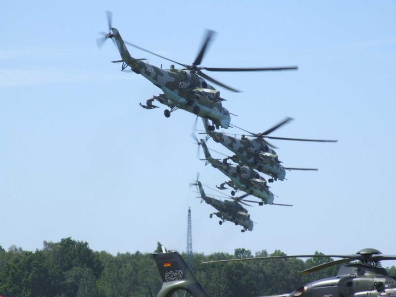 DSCF1160-mi24.JPG