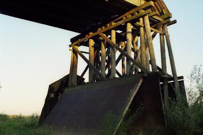 an Old Timber Bridge, support details