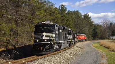 NS 995 in the curves