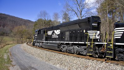 NS 4002 Back
