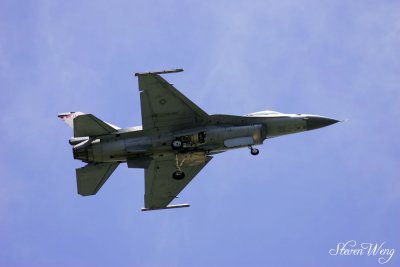 F-16 Solo Demo