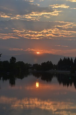 Sunrise OverTruxton Lake in Bakersfield - Nikon D3100.jpg