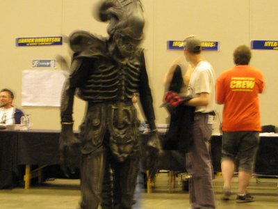 10.07.11 061 Alien!.jpg