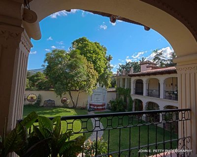 Arched Garden_HDR10.jpg