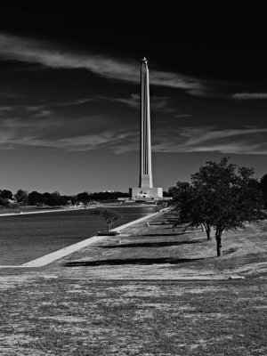 San Jacinto Monument in BW a.jpg