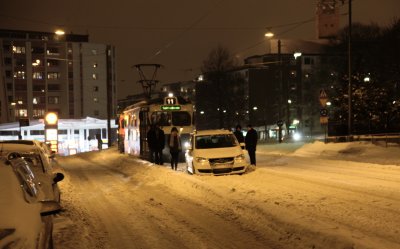 Bil i spret Fjllgatan