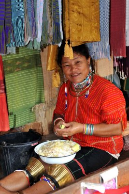 Thailand - Padaung woman