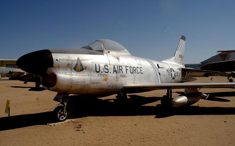 Lima Air Space - F86E 01.jpg