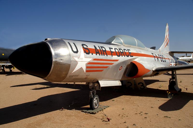Lima Air Space - F84 02.jpg