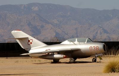 Lima Air Space - Mig-15 02.jpg