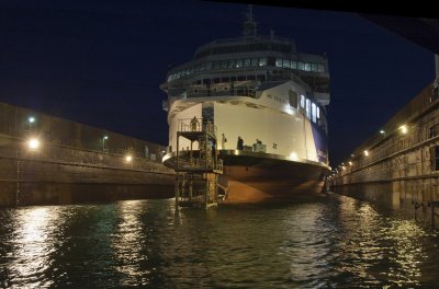 Night at the dry deck