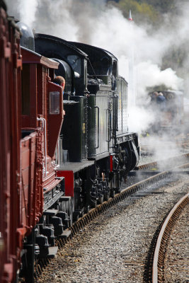 the freight departs Carrog