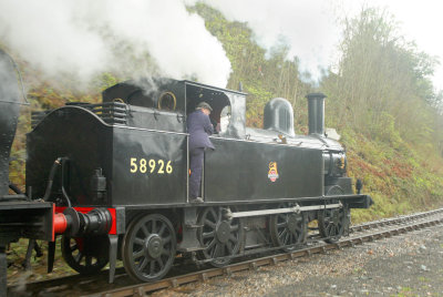 Coal tank leaving Berwyn Curve