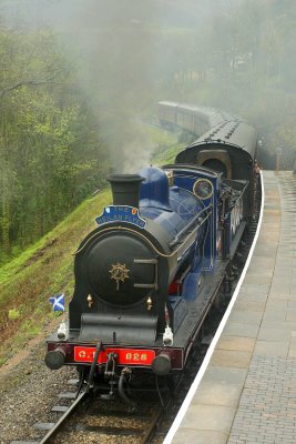 828 approaches Berwyn, viewed from the Station Masters house window