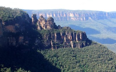 The Three Sisters Rock Formation - Katoomba
