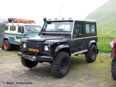 Land Rover Defender