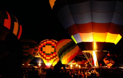 Baloonfest night glow 1m.jpg